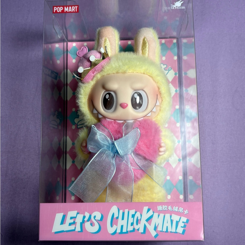 Authentic POP Mart THE MONSTERS Let's Checkmate Queen Vinyl Plush Pendant